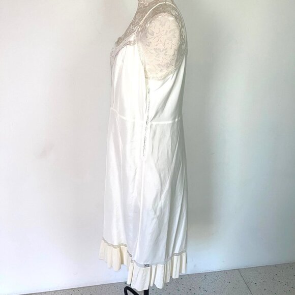 Barbizon Slip Womens Vintage Nylon Pleated Ruffle Hem Adjustable Straps Cream - Picture 12 of 12